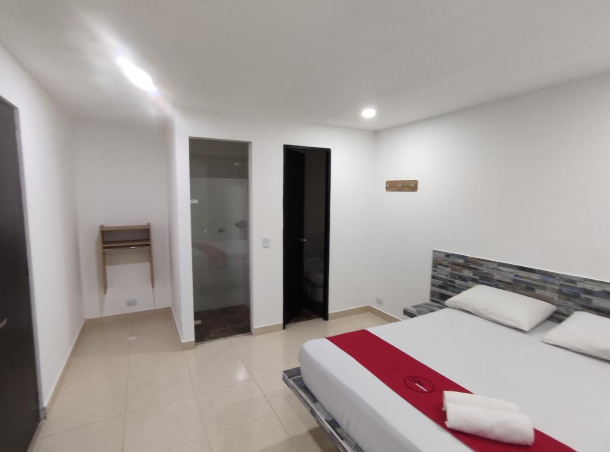 Hotel Spa Laureles Меделин Екстериор снимка