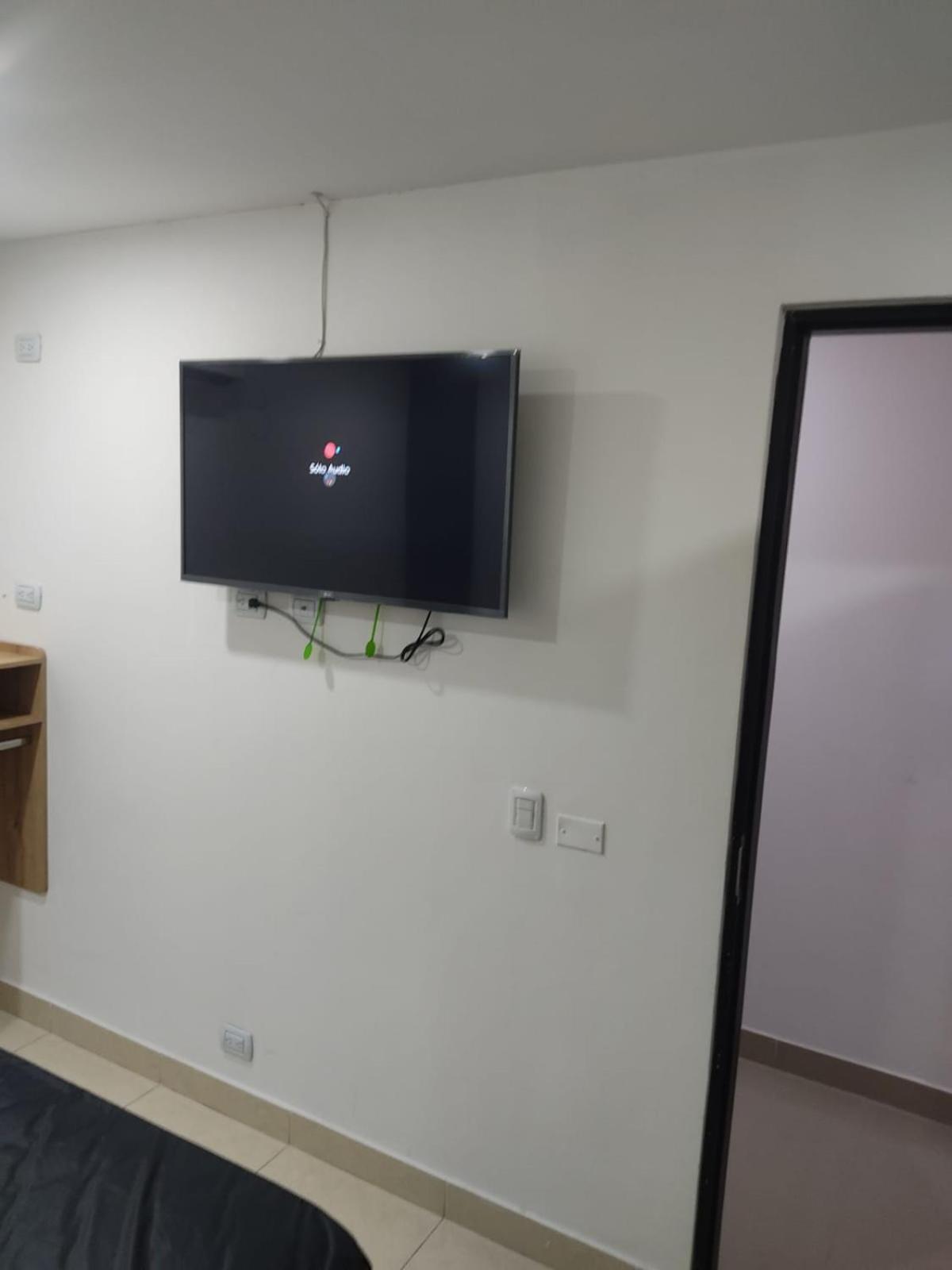Hotel Spa Laureles Меделин Екстериор снимка