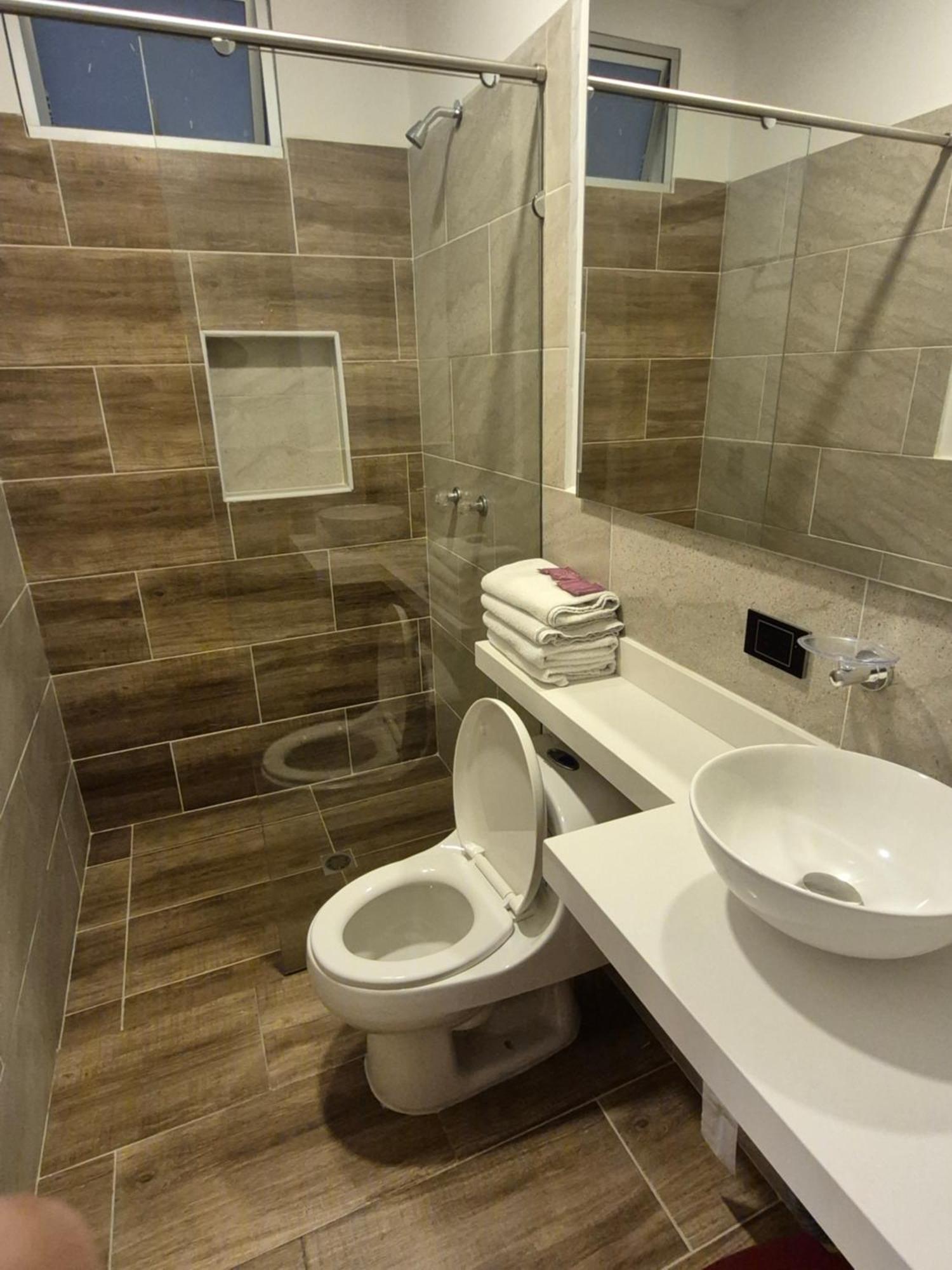 Hotel Spa Laureles Меделин Екстериор снимка