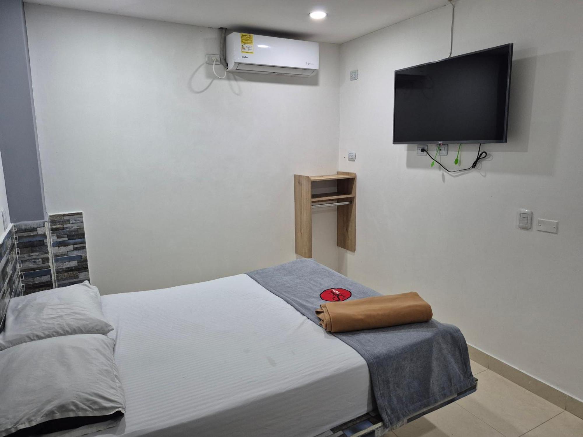 Hotel Spa Laureles Меделин Екстериор снимка