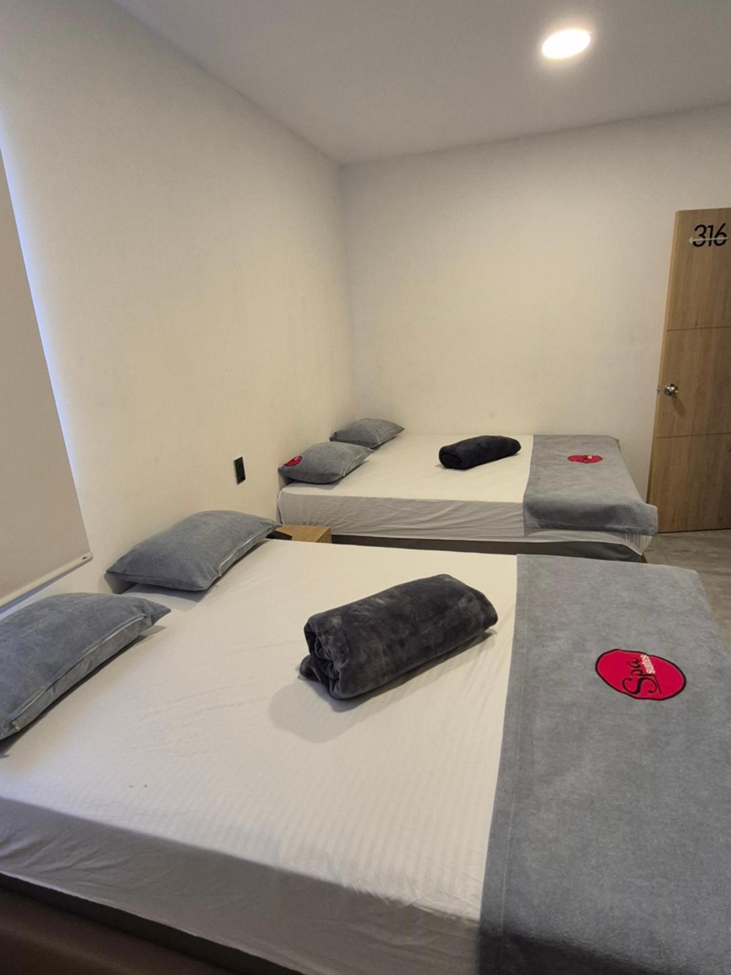 Hotel Spa Laureles Меделин Екстериор снимка